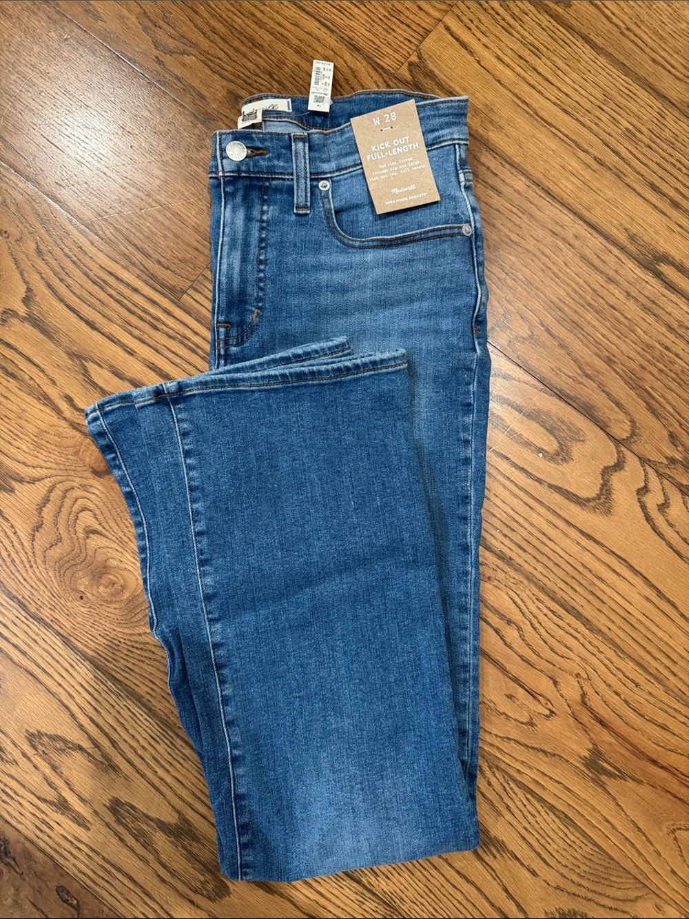 Madewell | Women’s Blue Kick-Out Full-Length Jeans